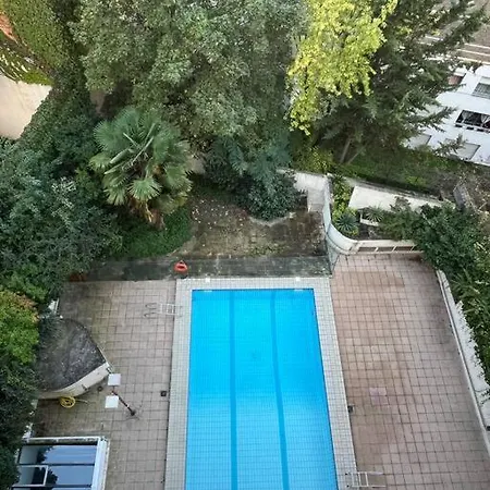 Montmartre With A View And Swimming Pool Access Apartment *